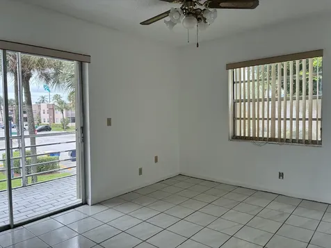 574 Burgundy L Delray Beach FL 33484