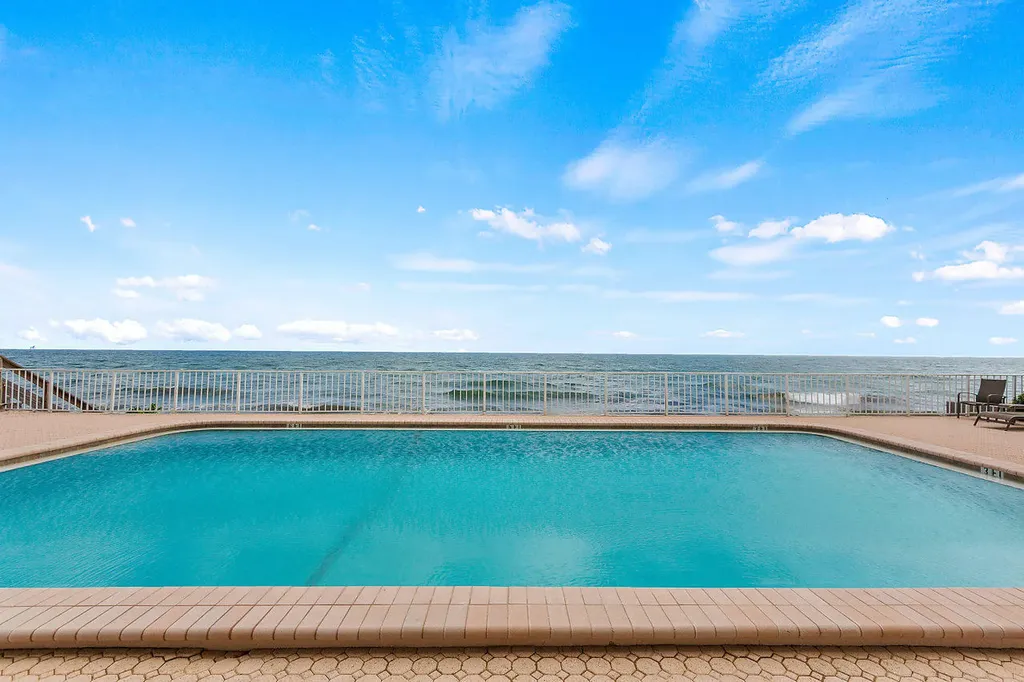 4200 S Ocean Boulevard South Palm Beach FL 33480