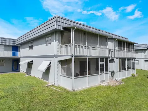 499 Saxony K Delray Beach FL 33446