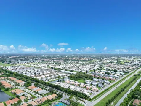 499 Saxony K Delray Beach FL 33446