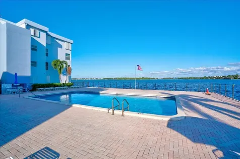 1820 New Palm Way Boynton Beach FL 33435