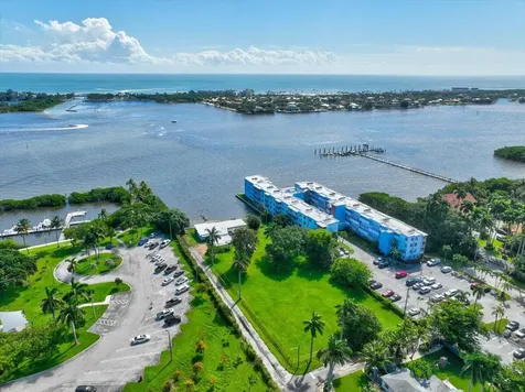 1820 New Palm Way Boynton Beach FL 33435