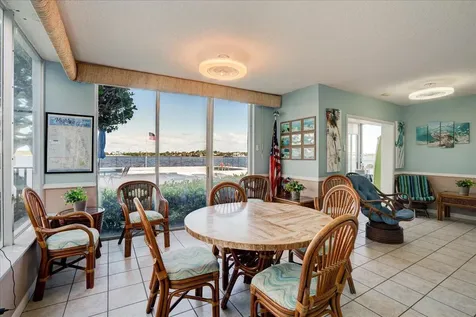 1820 New Palm Way Boynton Beach FL 33435
