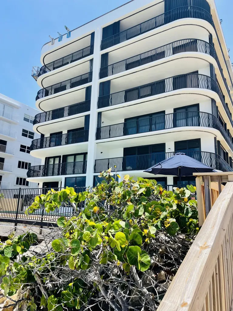 4000 S South Ocean Boulevard South Palm Beach FL 33480