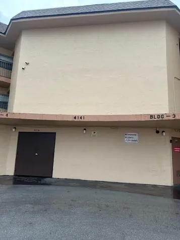 4141 Nw 26 Street Lauderhill FL 33313
