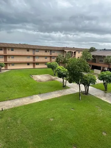 4141 Nw 26 Street Lauderhill FL 33313