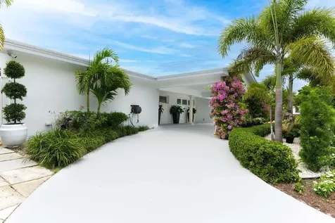 246 Elwa Place West Palm Beach FL 33405