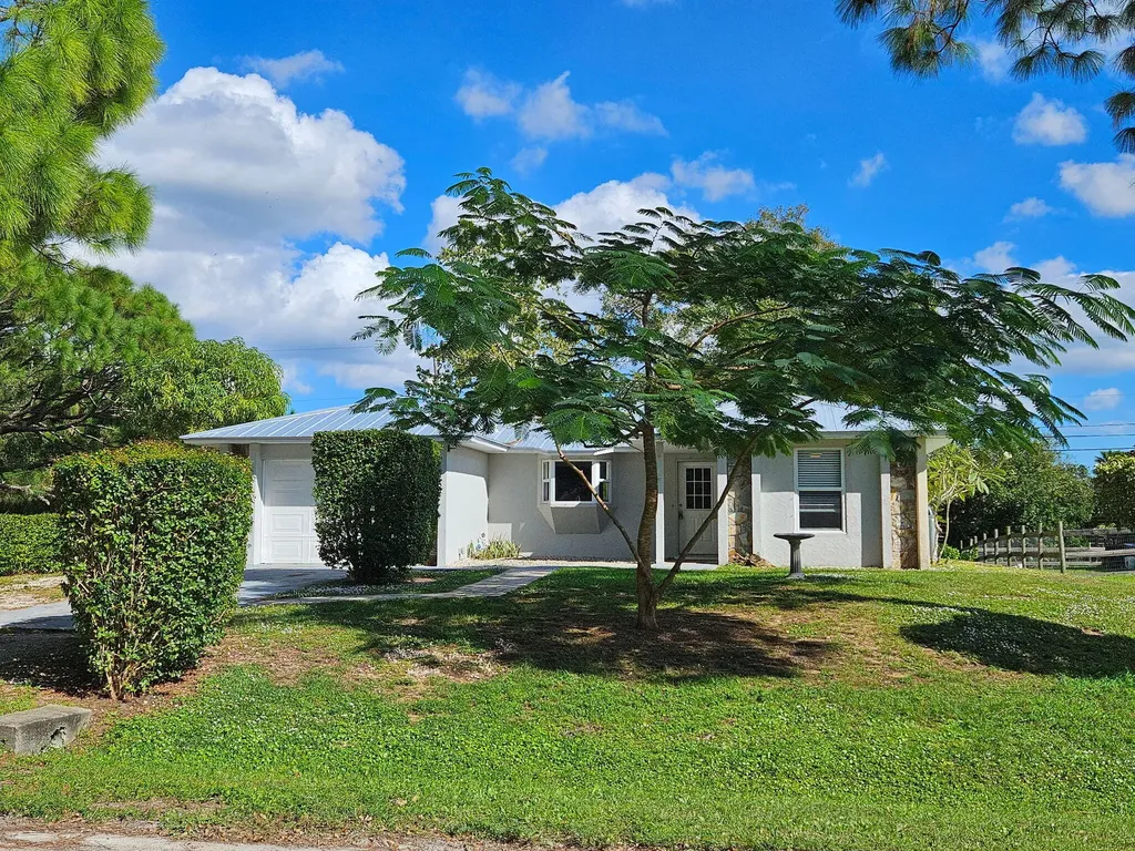 8236 97th Avenue Vero Beach FL 32967