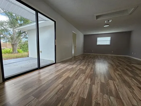 8236 97th Avenue Vero Beach FL 32967