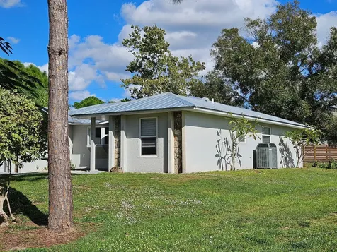 8236 97th Avenue Vero Beach FL 32967