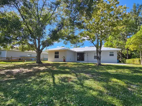 8236 97th Avenue Vero Beach FL 32967
