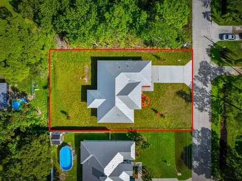 5711 Myrtle Drive Fort Pierce FL 34982