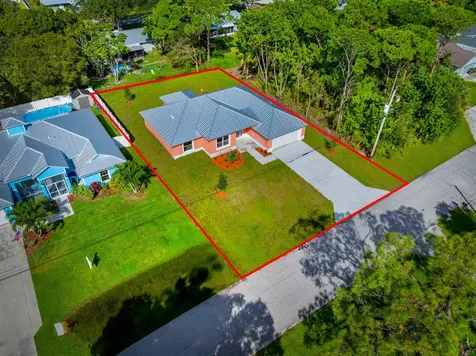 5711 Myrtle Drive Fort Pierce FL 34982