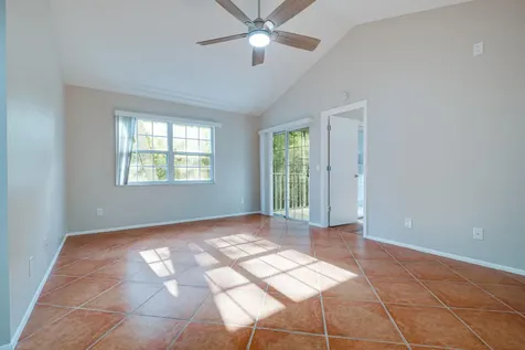 1612 Se Green Acres Circle Port Saint Lucie FL 34952