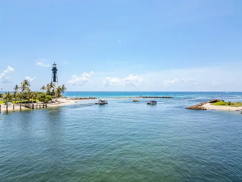 2508 Bay Drive Pompano Beach FL 33062