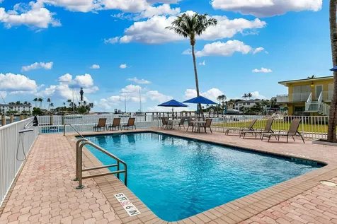 2508 Bay Drive Pompano Beach FL 33062