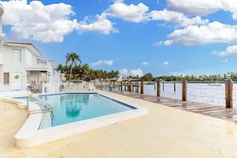 2508 Bay Drive Pompano Beach FL 33062