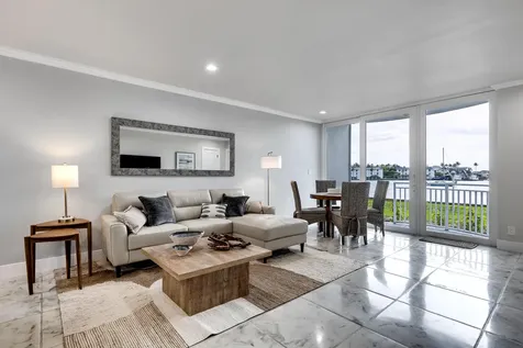 2508 Bay Drive Pompano Beach FL 33062