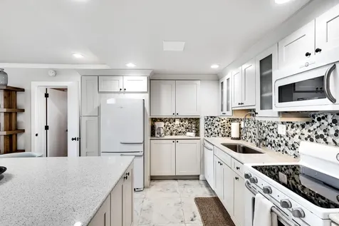2508 Bay Drive Pompano Beach FL 33062