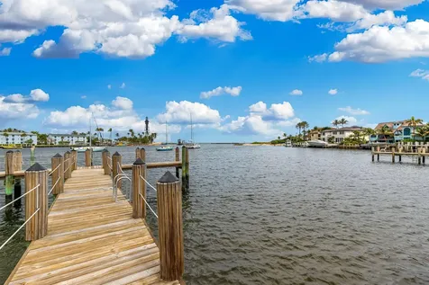 2508 Bay Drive Pompano Beach FL 33062