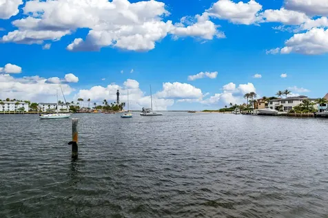 2508 Bay Drive Pompano Beach FL 33062