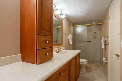 1051 Hillsboro Mile Hillsboro Beach FL 33062
