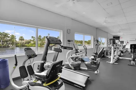 1051 Hillsboro Mile Hillsboro Beach FL 33062