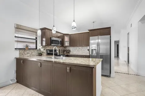 6100 Manchester Lane Davie FL 33331
