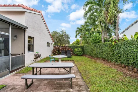 6100 Manchester Lane Davie FL 33331