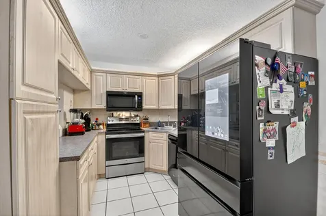 815 Sky Pine Way Greenacres FL 33415
