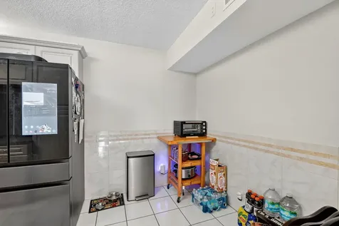815 Sky Pine Way Greenacres FL 33415