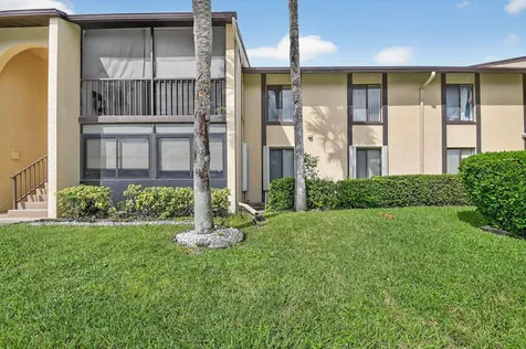 815 Sky Pine Way Greenacres FL 33415