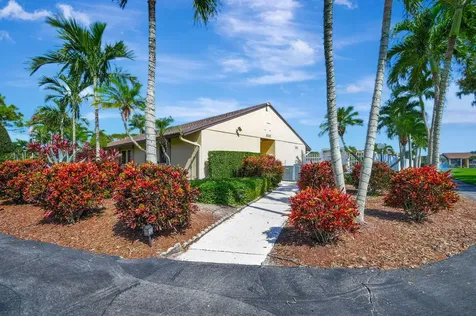 815 Sky Pine Way Greenacres FL 33415
