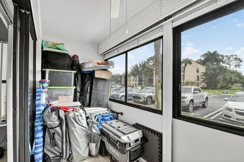 815 Sky Pine Way Greenacres FL 33415