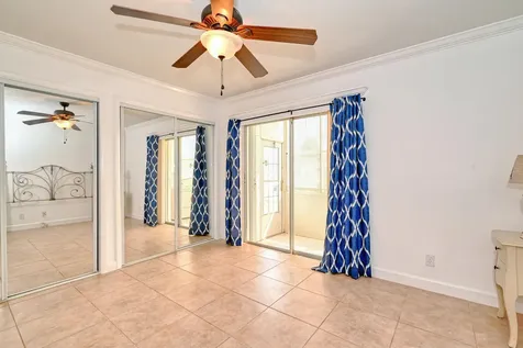 102 Coventry E West Palm Beach FL 33417