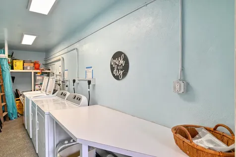 102 Coventry E West Palm Beach FL 33417