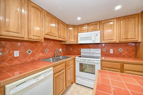 102 Coventry E West Palm Beach FL 33417