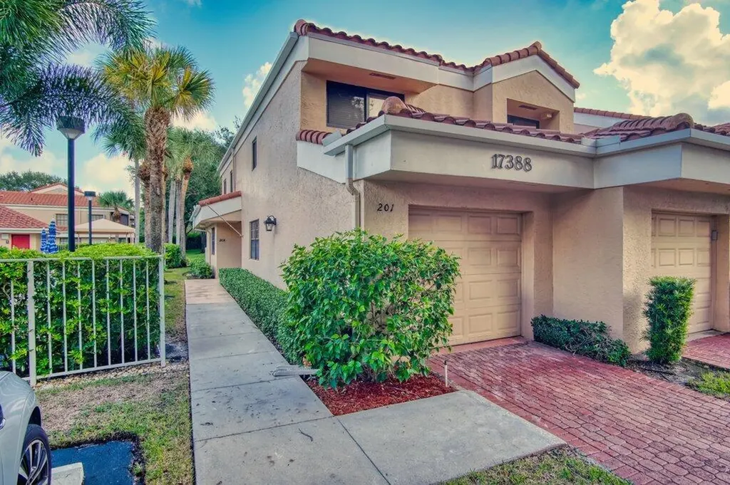 17388 Boca Club Boulevard Boca Raton FL 33487