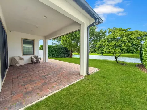 8259 Grand Prix Lane Boynton Beach FL 33472