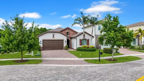8259 Grand Prix Lane Boynton Beach FL 33472