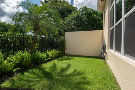 7916 Montecito Place Delray Beach FL 33446