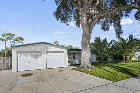 333 Masters Road Palm Springs FL 33461