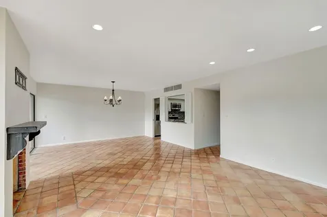 1906 Presidential Way West Palm Beach FL 33401