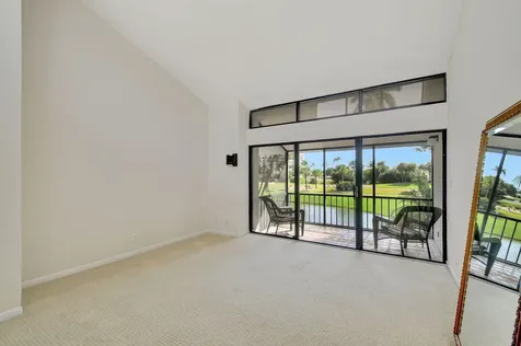 1906 Presidential Way West Palm Beach FL 33401