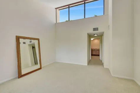 1906 Presidential Way West Palm Beach FL 33401