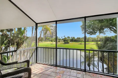 1906 Presidential Way West Palm Beach FL 33401