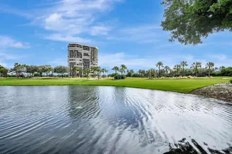 1906 Presidential Way West Palm Beach FL 33401