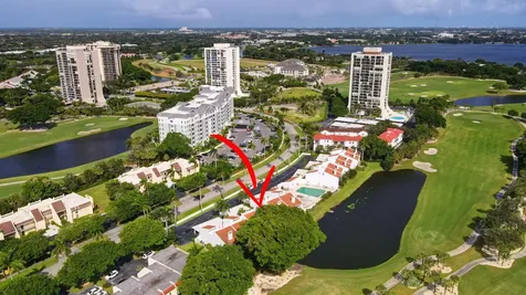 1906 Presidential Way West Palm Beach FL 33401