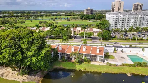 1906 Presidential Way West Palm Beach FL 33401
