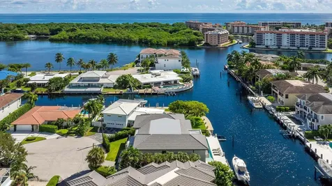 2900 Ne 7th Drive Boca Raton FL 33431